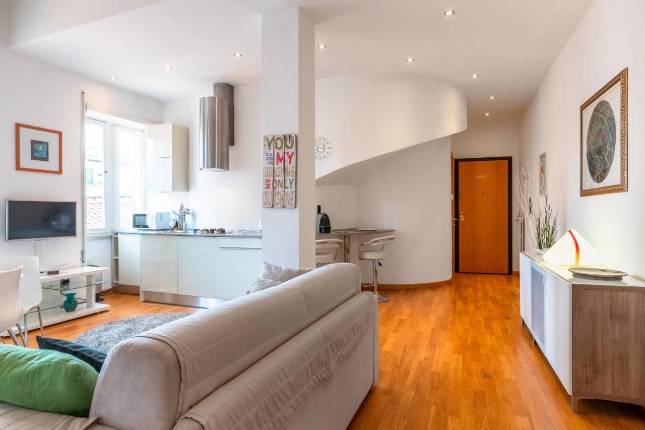 Luxury Flat In Town - Lucca City Center Bagian luar foto