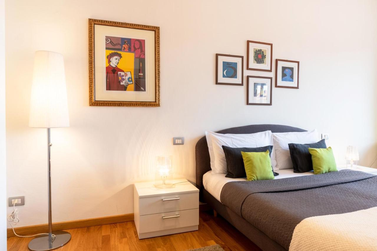 Luxury Flat In Town - Lucca City Center Bagian luar foto