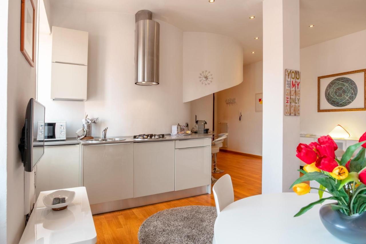 Luxury Flat In Town - Lucca City Center Bagian luar foto